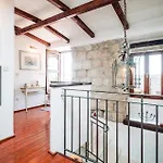 Amazing In Apartman *